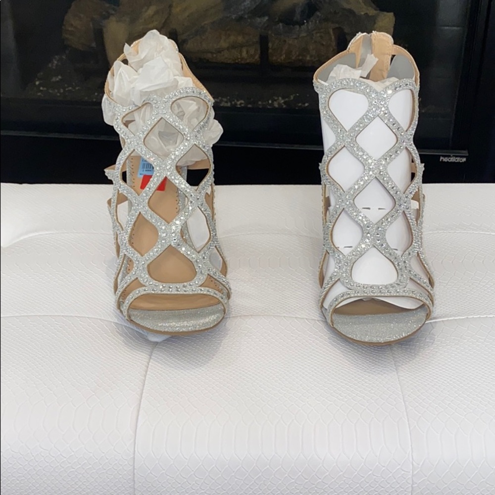 Zigisoho Heels